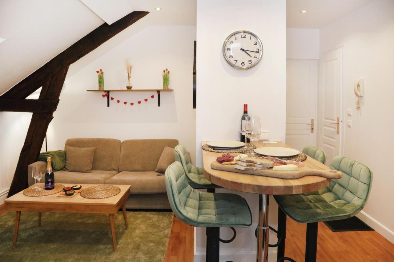 Rooftop - Cosy Flat Centre Senlis Санліс Екстер'єр фото